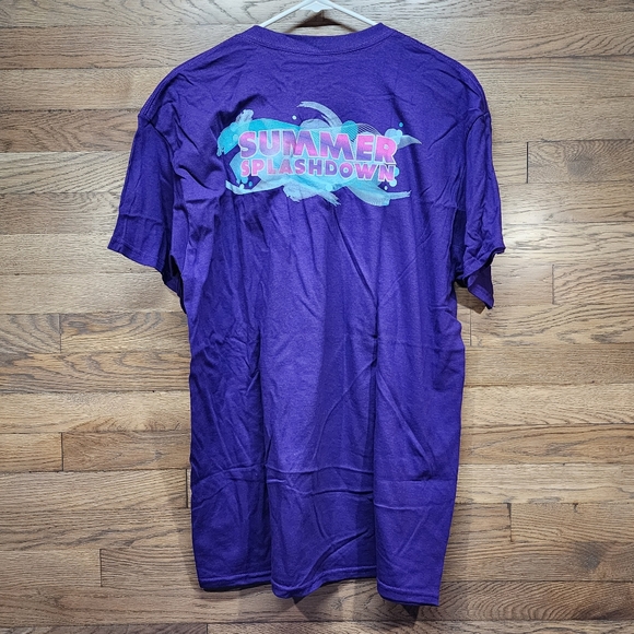 2018 Bush Gardens Summer Splashdown Size L Purple - Picture 1 of 4